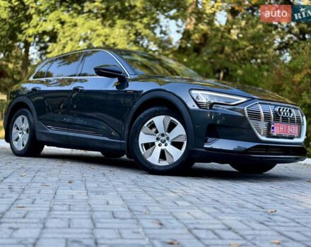 Черный Ауди E-Tron, объемом двигателя 0 л и пробегом 128 тыс. км за 28200 $, фото 8 на Automoto.ua