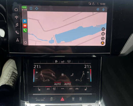 Чорний Ауді E-Tron, об'ємом двигуна 0 л та пробігом 133 тис. км за 27500 $, фото 8 на Automoto.ua