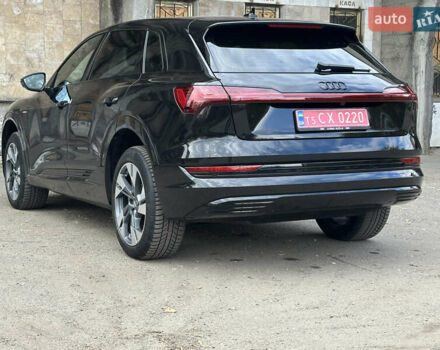 Черный Ауди E-Tron, объемом двигателя 0 л и пробегом 120 тыс. км за 28999 $, фото 20 на Automoto.ua