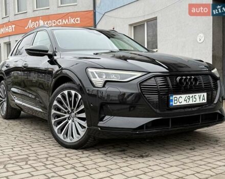 Чорний Ауді E-Tron, об'ємом двигуна 0 л та пробігом 76 тис. км за 31000 $, фото 7 на Automoto.ua