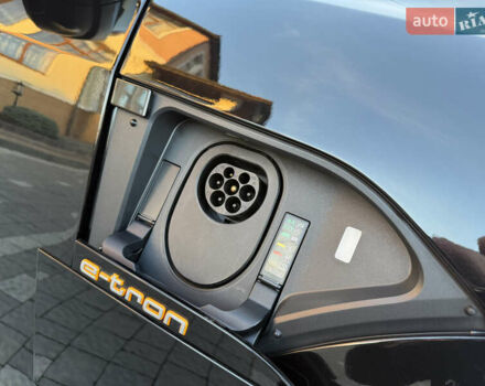 Черный Ауди E-Tron, объемом двигателя 0 л и пробегом 88 тыс. км за 31999 $, фото 16 на Automoto.ua