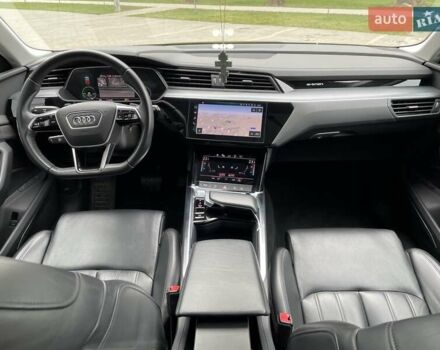 Черный Ауди E-Tron, объемом двигателя 0 л и пробегом 85 тыс. км за 31500 $, фото 68 на Automoto.ua