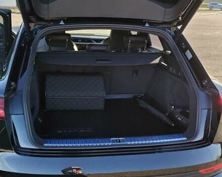 Черный Ауди E-Tron, объемом двигателя 0 л и пробегом 81 тыс. км за 47900 $, фото 13 на Automoto.ua