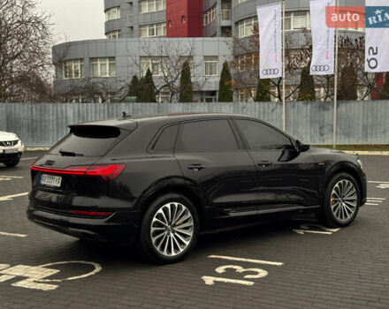Черный Ауди E-Tron, объемом двигателя 0 л и пробегом 71 тыс. км за 34300 $, фото 5 на Automoto.ua