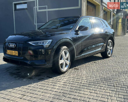 Черный Ауди E-Tron, объемом двигателя 0 л и пробегом 168 тыс. км за 25999 $, фото 12 на Automoto.ua