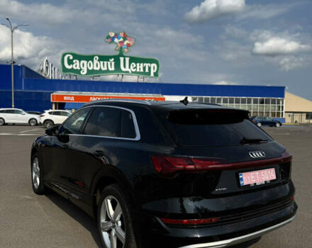 Черный Ауди E-Tron, объемом двигателя 0 л и пробегом 72 тыс. км за 33000 $, фото 10 на Automoto.ua