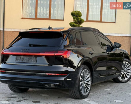 Черный Ауди E-Tron, объемом двигателя 0 л и пробегом 88 тыс. км за 31999 $, фото 47 на Automoto.ua