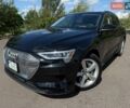 Чорний Ауді E-Tron, об'ємом двигуна 0 л та пробігом 75 тис. км за 31000 $, фото 3 на Automoto.ua