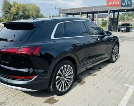 Черный Ауди E-Tron, объемом двигателя 0 л и пробегом 40 тыс. км за 37900 $, фото 10 на Automoto.ua