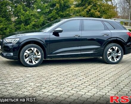 Черный Ауди E-Tron, объемом двигателя 0 л и пробегом 180 тыс. км за 25000 $, фото 2 на Automoto.ua