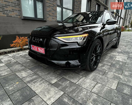 Черный Ауди E-Tron, объемом двигателя 0 л и пробегом 101 тыс. км за 29350 $, фото 2 на Automoto.ua