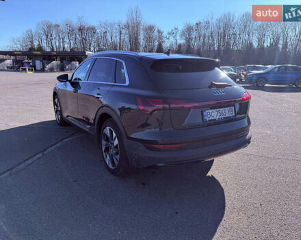 Чорний Ауді E-Tron, об'ємом двигуна 0 л та пробігом 118 тис. км за 19800 $, фото 4 на Automoto.ua