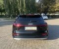 Чорний Ауді E-Tron, об'ємом двигуна 0 л та пробігом 115 тис. км за 24800 $, фото 3 на Automoto.ua