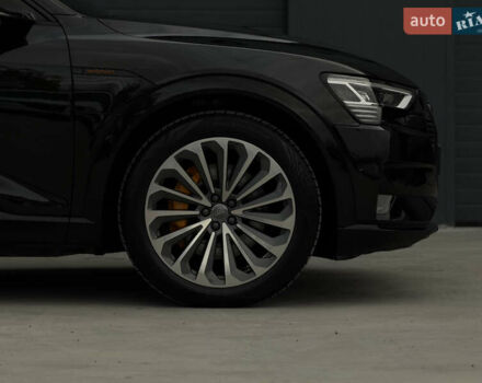 Чорний Ауді E-Tron, об'ємом двигуна 0 л та пробігом 162 тис. км за 28500 $, фото 28 на Automoto.ua