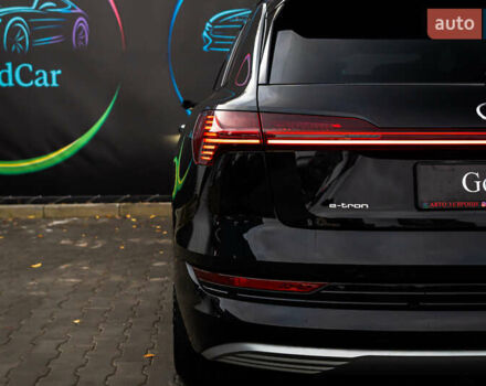 Чорний Ауді E-Tron, об'ємом двигуна 0 л та пробігом 100 тис. км за 31400 $, фото 32 на Automoto.ua