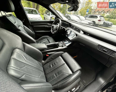 Черный Ауди E-Tron, объемом двигателя 0 л и пробегом 101 тыс. км за 29350 $, фото 61 на Automoto.ua