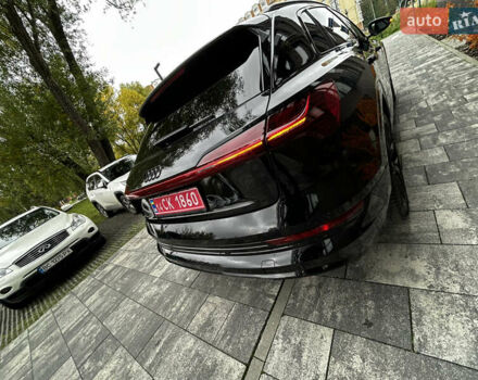 Черный Ауди E-Tron, объемом двигателя 0 л и пробегом 101 тыс. км за 29350 $, фото 26 на Automoto.ua