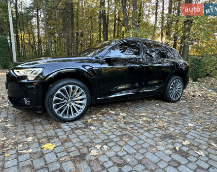 Черный Ауди E-Tron, объемом двигателя 0 л и пробегом 142 тыс. км за 36500 $, фото 2 на Automoto.ua