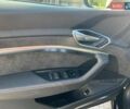 Черный Ауди E-Tron, объемом двигателя 0 л и пробегом 184 тыс. км за 30000 $, фото 9 на Automoto.ua