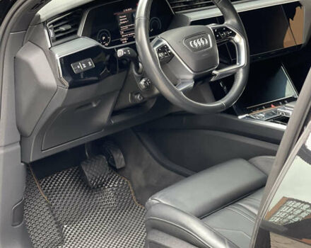 Черный Ауди E-Tron, объемом двигателя 0 л и пробегом 114 тыс. км за 28900 $, фото 20 на Automoto.ua