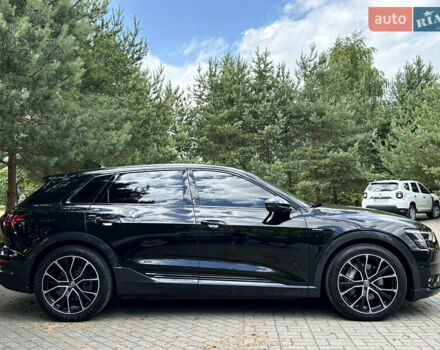 Черный Ауди E-Tron, объемом двигателя 0 л и пробегом 152 тыс. км за 26990 $, фото 6 на Automoto.ua