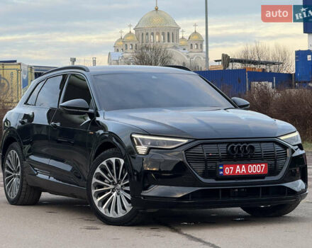 Черный Ауди E-Tron, объемом двигателя 0 л и пробегом 88 тыс. км за 29999 $, фото 2 на Automoto.ua