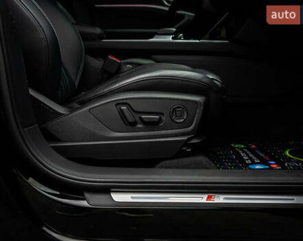 Чорний Ауді E-Tron, об'ємом двигуна 0 л та пробігом 100 тис. км за 31400 $, фото 42 на Automoto.ua