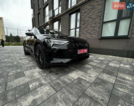 Черный Ауди E-Tron, объемом двигателя 0 л и пробегом 101 тыс. км за 29350 $, фото 45 на Automoto.ua