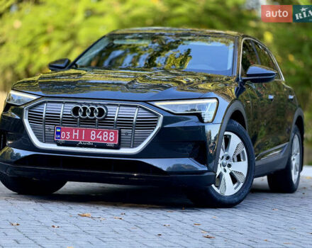Черный Ауди E-Tron, объемом двигателя 0 л и пробегом 128 тыс. км за 28200 $, фото 14 на Automoto.ua