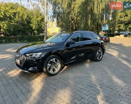 Чорний Ауді E-Tron, об'ємом двигуна 0 л та пробігом 115 тис. км за 24800 $, фото 15 на Automoto.ua