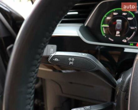 Чорний Ауді E-Tron, об'ємом двигуна 0 л та пробігом 86 тис. км за 29800 $, фото 26 на Automoto.ua