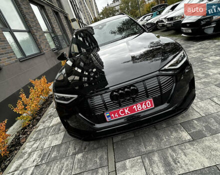 Черный Ауди E-Tron, объемом двигателя 0 л и пробегом 101 тыс. км за 29350 $, фото 5 на Automoto.ua