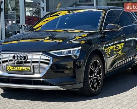 Чорний Ауді E-Tron, об'ємом двигуна 0 л та пробігом 91 тис. км за 32700 $, фото 2 на Automoto.ua