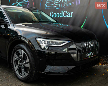 Черный Ауди E-Tron, объемом двигателя 0 л и пробегом 133 тыс. км за 28900 $, фото 17 на Automoto.ua