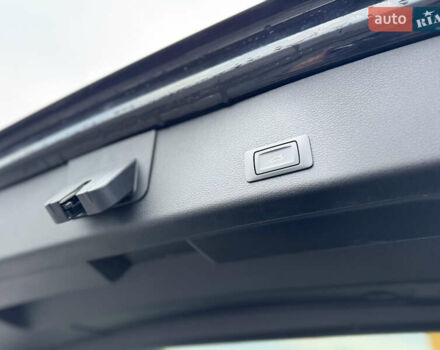 Ауді E-Tron 2019 у Рівному на Automoto.ua Чорний Ауді E-Tron, об'ємом двигуна 0 л та пробігом 220 тис. км за 23500 $, фото 30 на Automoto.ua