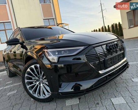 Черный Ауди E-Tron, объемом двигателя 0 л и пробегом 88 тыс. км за 31999 $, фото 4 на Automoto.ua