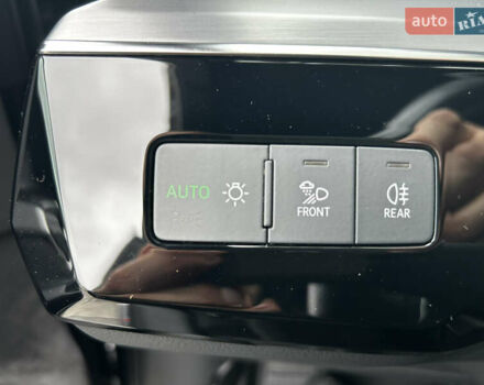 Черный Ауди E-Tron, объемом двигателя 0 л и пробегом 101 тыс. км за 29350 $, фото 58 на Automoto.ua