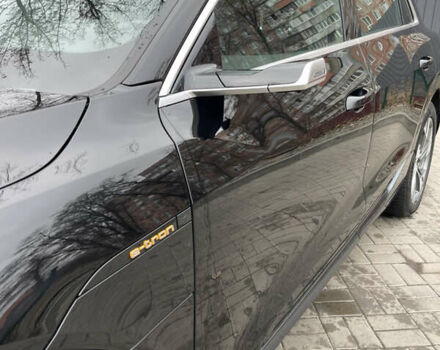 Чорний Ауді E-Tron, об'ємом двигуна 0 л та пробігом 138 тис. км за 29900 $, фото 43 на Automoto.ua
