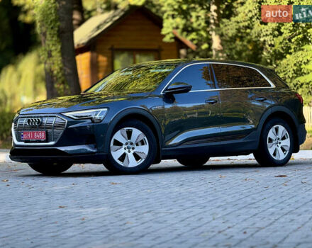 Черный Ауди E-Tron, объемом двигателя 0 л и пробегом 128 тыс. км за 28200 $, фото 15 на Automoto.ua