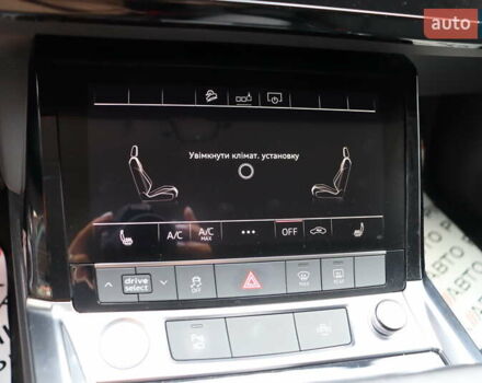 Чорний Ауді E-Tron, об'ємом двигуна 0 л та пробігом 86 тис. км за 29800 $, фото 30 на Automoto.ua