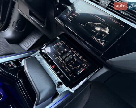 Черный Ауди E-Tron, объемом двигателя 0 л и пробегом 88 тыс. км за 29999 $, фото 86 на Automoto.ua