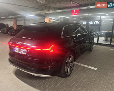 Черный Ауди E-Tron, объемом двигателя 0 л и пробегом 140 тыс. км за 31900 $, фото 10 на Automoto.ua