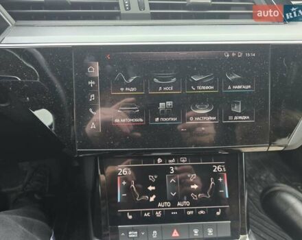 Чорний Ауді E-Tron, об'ємом двигуна 0 л та пробігом 135 тис. км за 22900 $, фото 22 на Automoto.ua