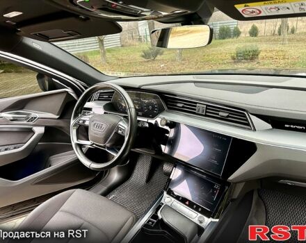 Черный Ауди E-Tron, объемом двигателя 0 л и пробегом 180 тыс. км за 25000 $, фото 9 на Automoto.ua