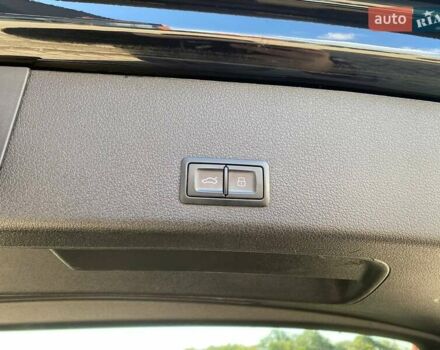 Черный Ауди E-Tron, объемом двигателя 0 л и пробегом 81 тыс. км за 34950 $, фото 32 на Automoto.ua