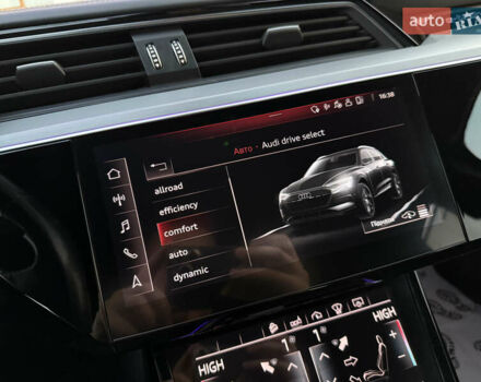 Черный Ауди E-Tron, объемом двигателя 0 л и пробегом 88 тыс. км за 31999 $, фото 89 на Automoto.ua