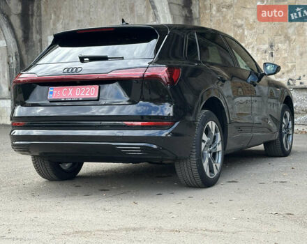 Черный Ауди E-Tron, объемом двигателя 0 л и пробегом 120 тыс. км за 28999 $, фото 19 на Automoto.ua