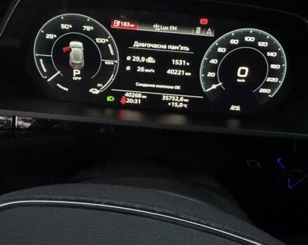 Черный Ауди E-Tron, объемом двигателя 0 л и пробегом 40 тыс. км за 37900 $, фото 40 на Automoto.ua