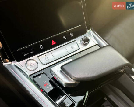 Черный Ауди E-Tron, объемом двигателя 0 л и пробегом 50 тыс. км за 31900 $, фото 29 на Automoto.ua