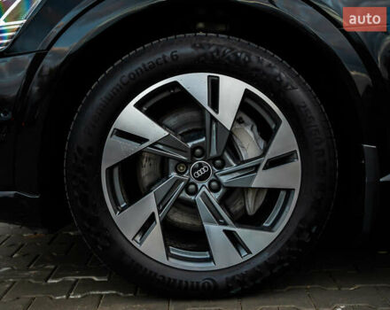 Черный Ауди E-Tron, объемом двигателя 0 л и пробегом 133 тыс. км за 28900 $, фото 34 на Automoto.ua